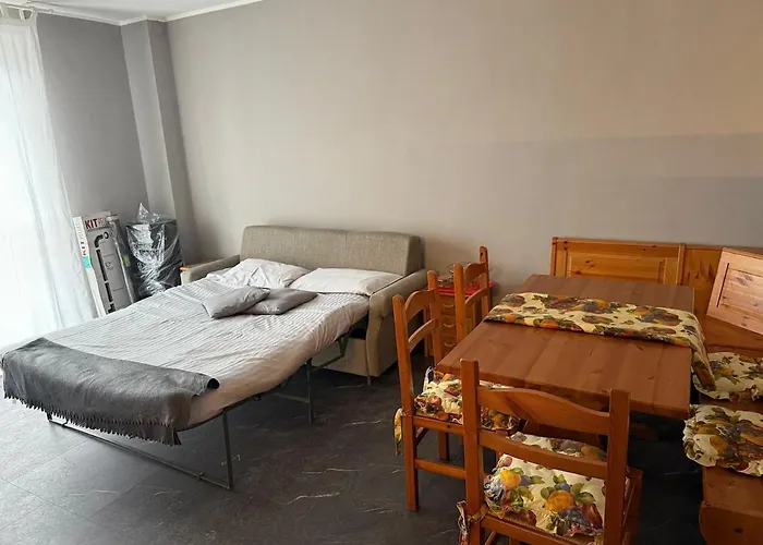 Pora 6 Sulle Piste Da Sci - Box Privato アパート